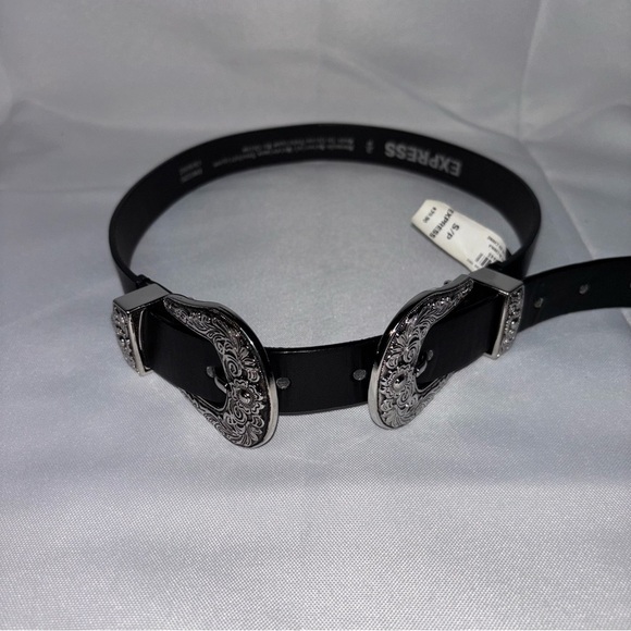 EXPRESS Women’s Black Western Manmade Double Buckle Belt Size S/P - Picture 1 of 10